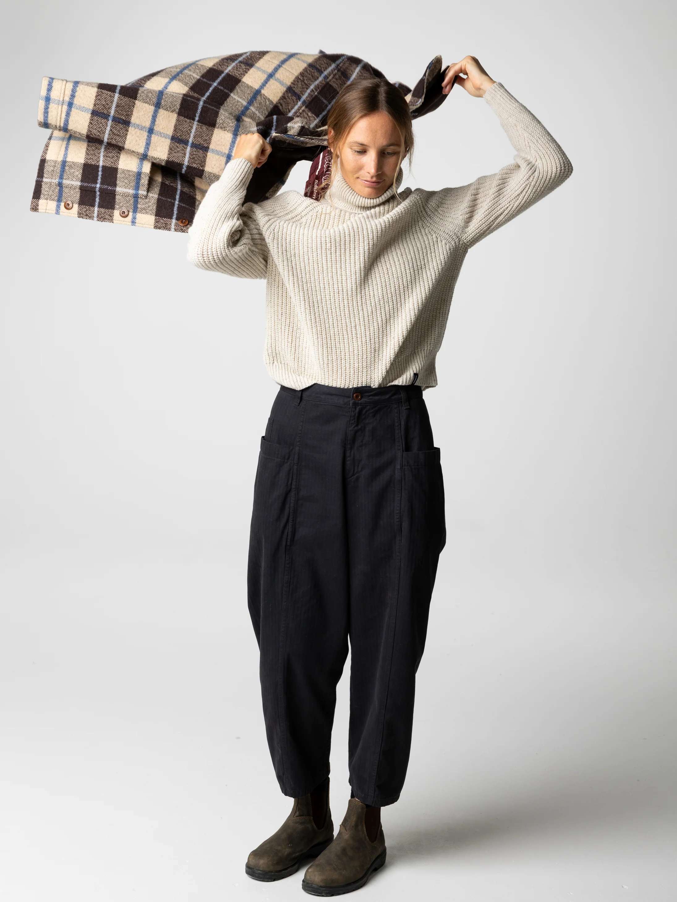 Women's Mora Roll Neck Knit Jumper - Image 7